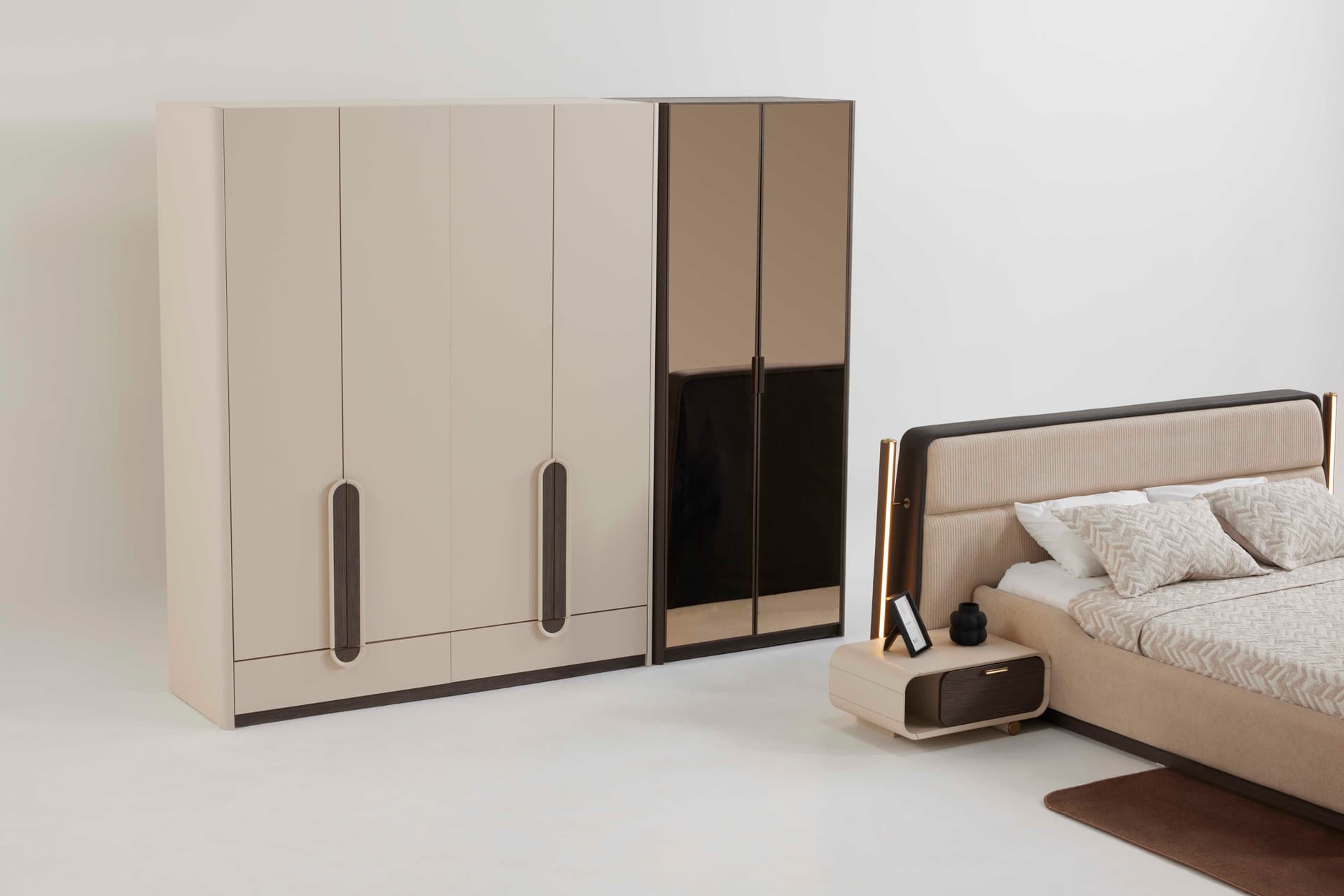 Elvora 6 Kapaklı Gardrop
